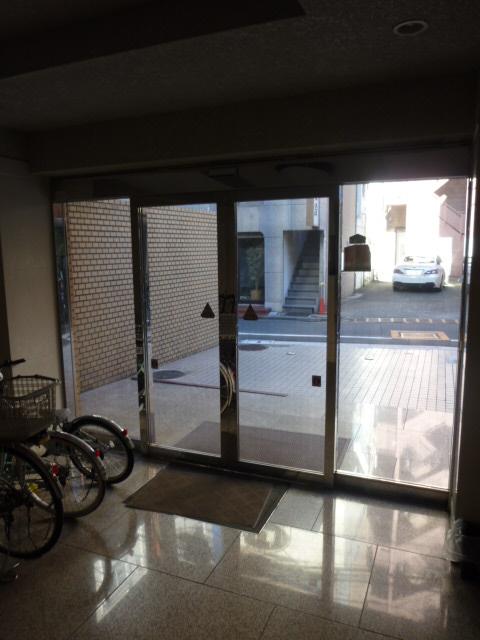 ホール②