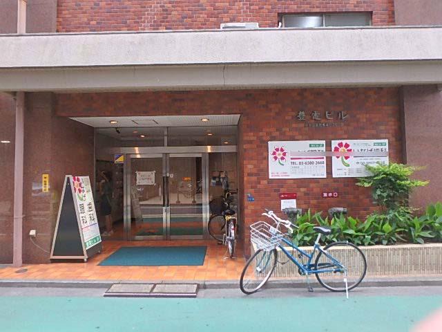 豊電ビルエントランス①