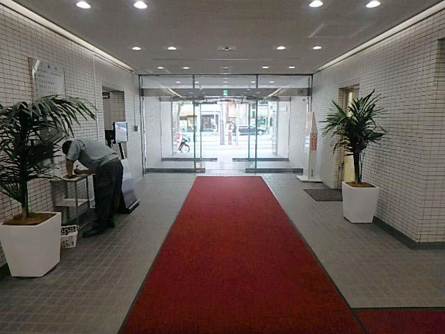 ホール④