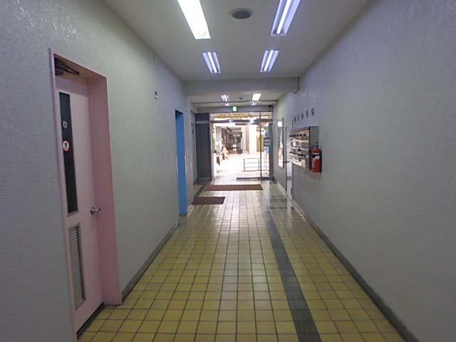 ホール③