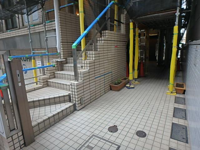 ＵＫビルエントランス①