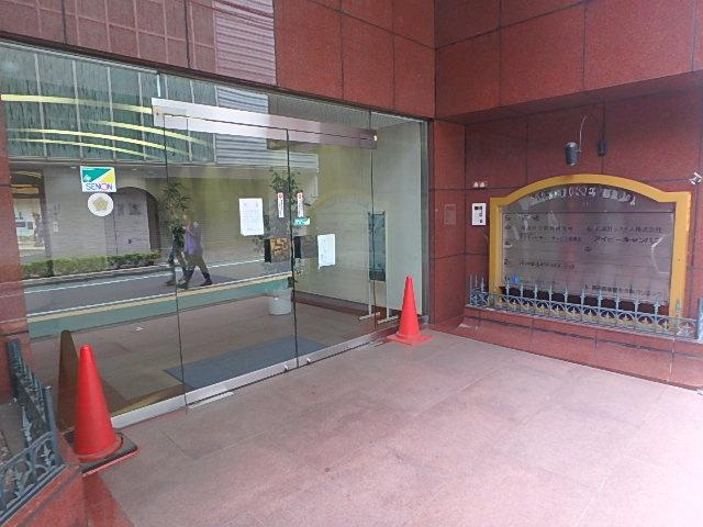 廣池ビルディングエントランス③