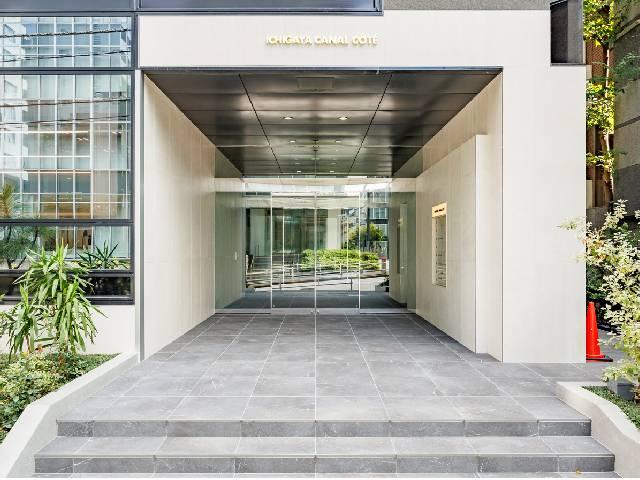 エントランス①