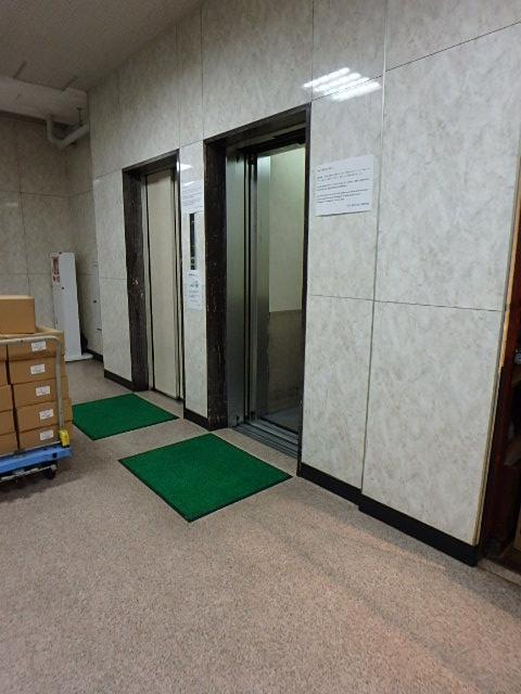 トーシン信濃町駅前ビルホール②