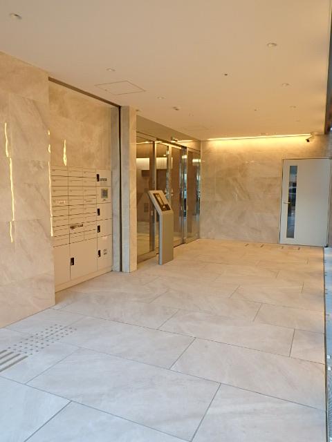 Ａｒｂｏｒ　Ｙｏｔｓｕｙａ／アーバー四谷エントランス③