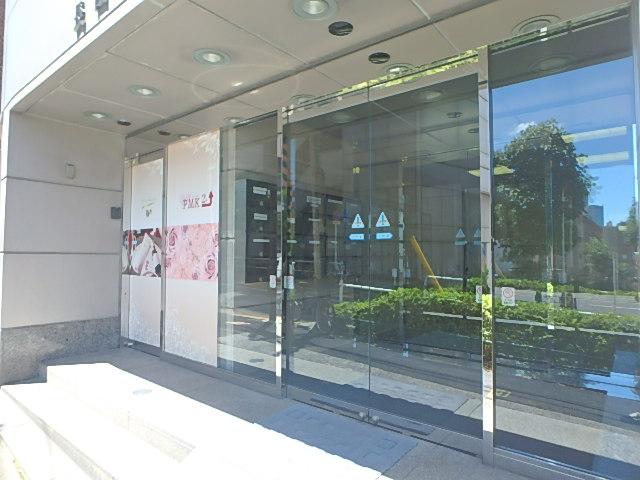 長田屋ビルエントランス②