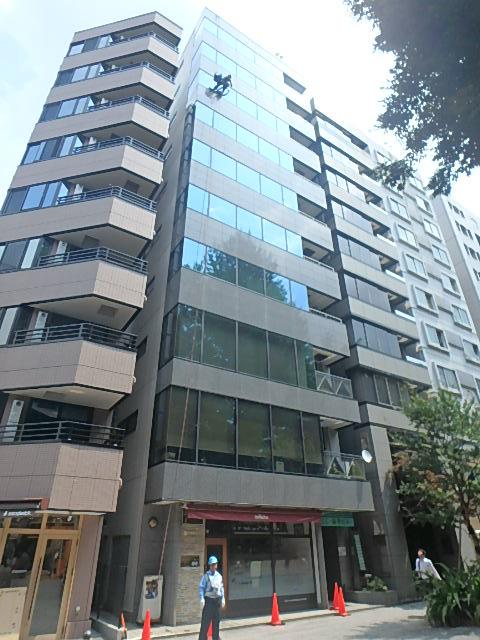 156御苑ビル外観①(メイン)