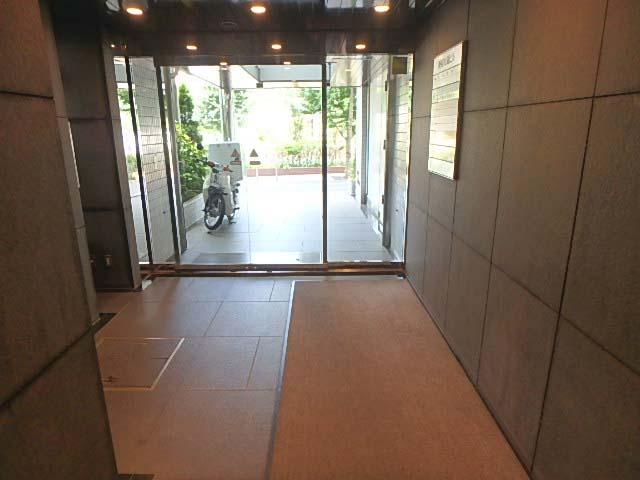 ホール③