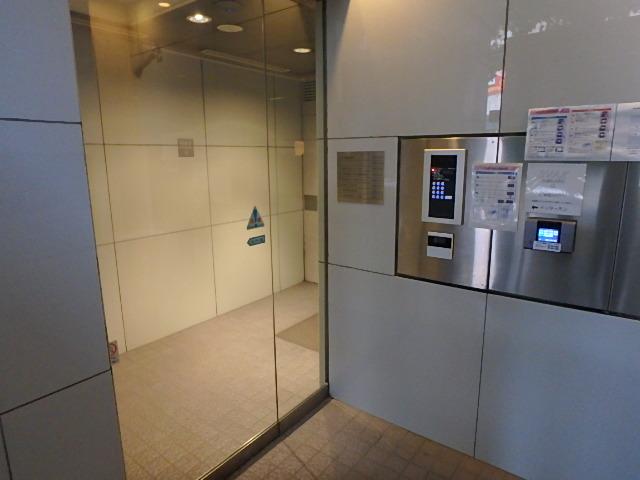 ホール②