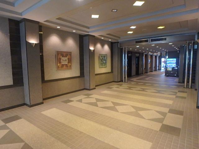ホール②