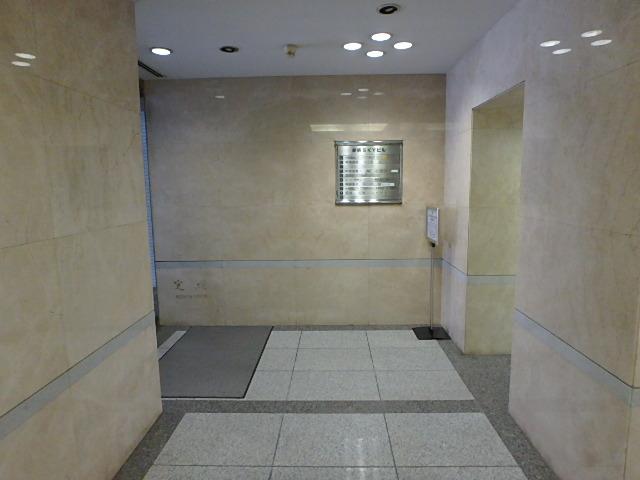 ホール①