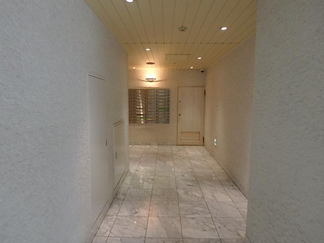 レイフラット新宿ホール②