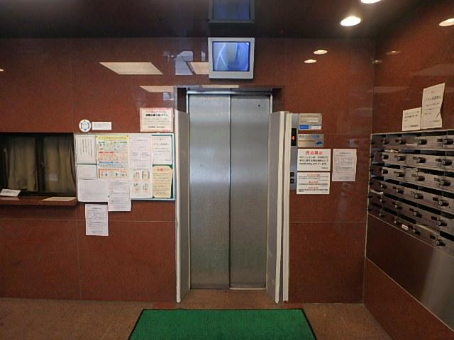 ホール②