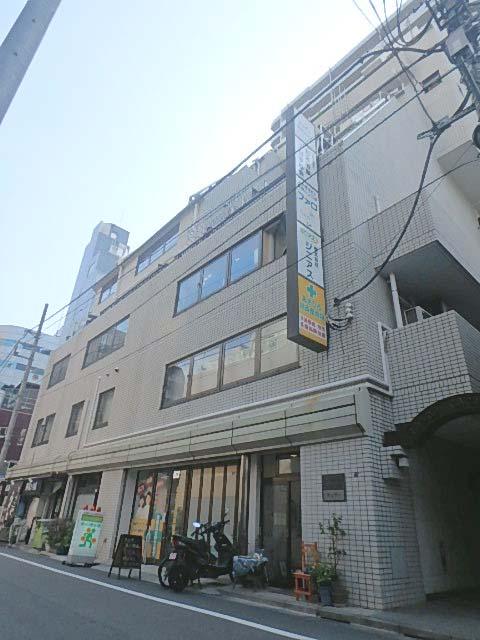 テェア・カテリーナビル外観①(メイン)