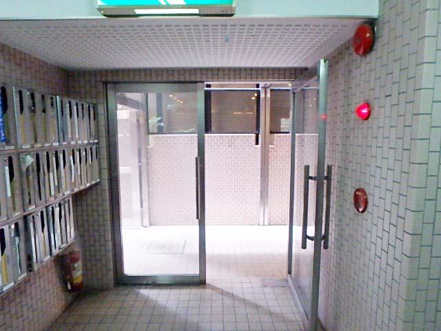 サニープラザ新宿御苑ホール③