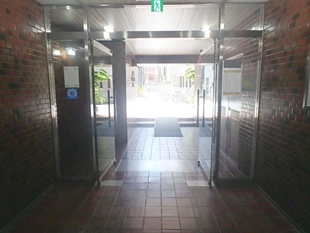 ホール③