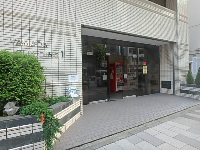 エントランス①