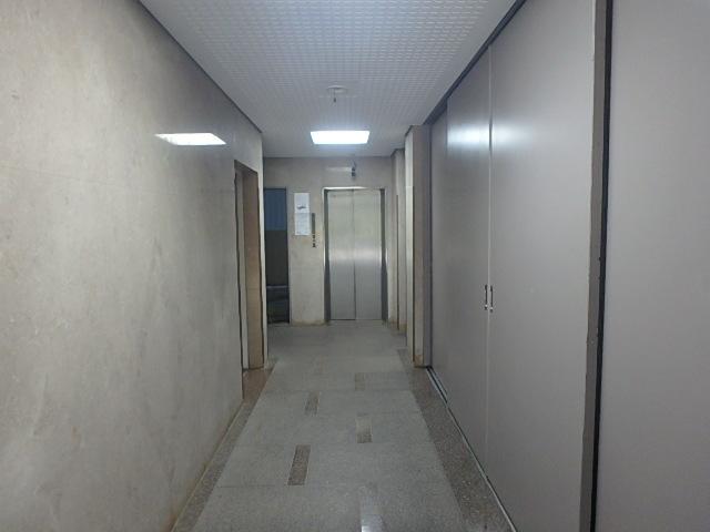 ホール①
