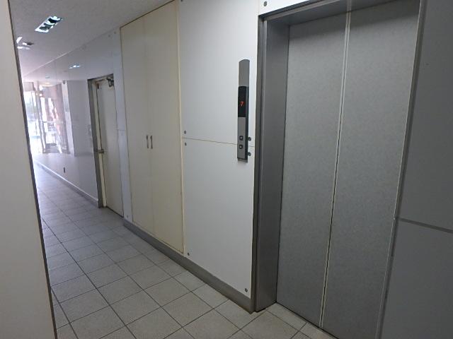 ホール③