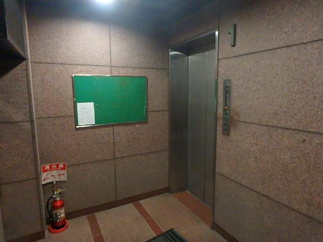 ホール③