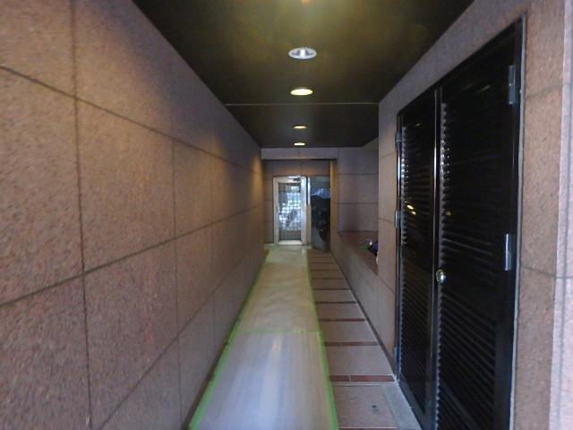 ホール④