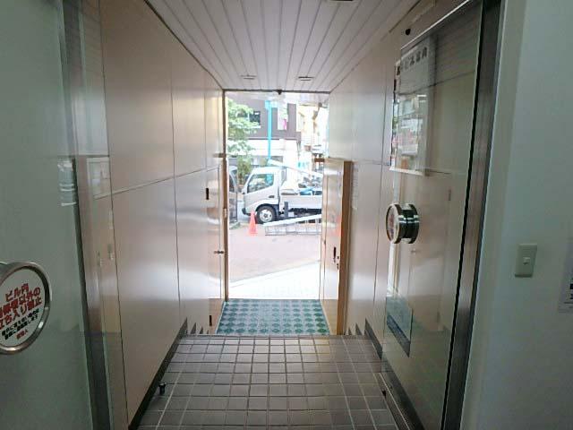 ホール③