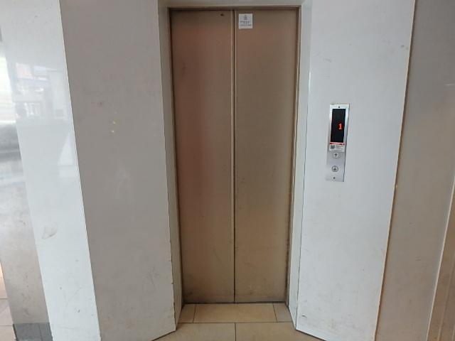 ホール②