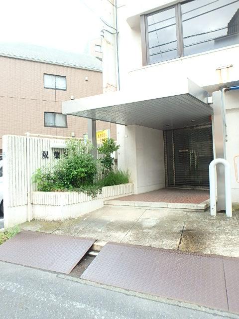 エントランス①