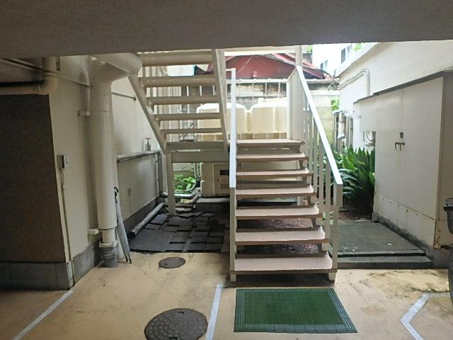 ホール③