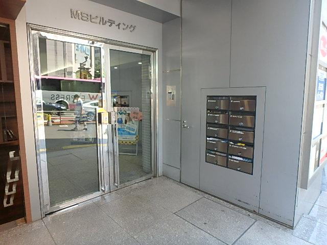 エントランス②