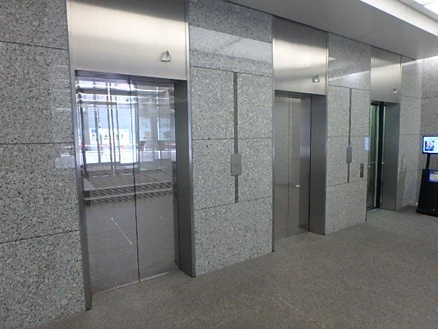ホール②