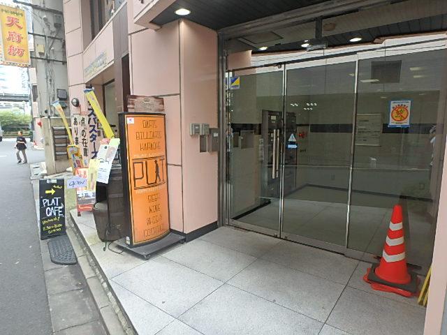 エントランス①