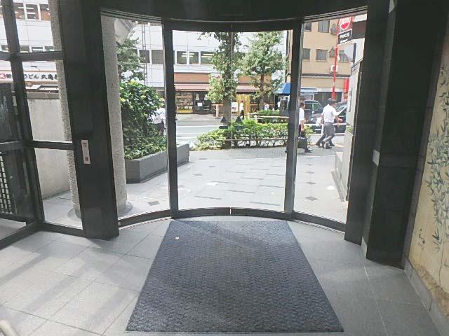 ホール③