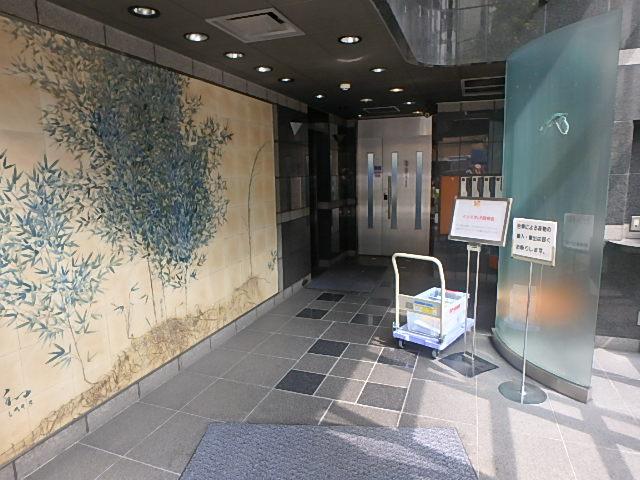ホール①