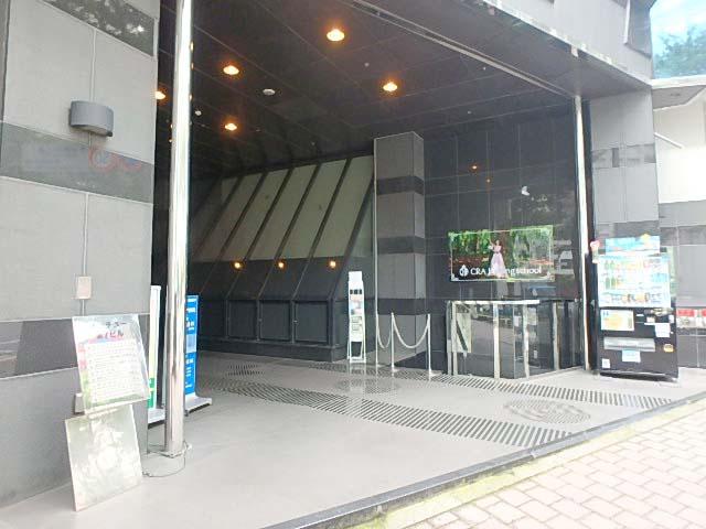 オーチュー第７ビルエントランス①