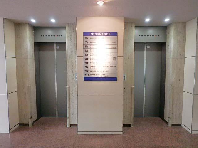 ホール②