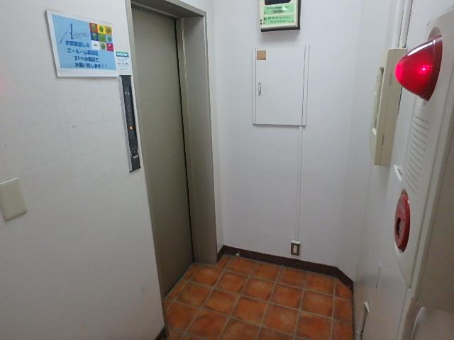ホール③