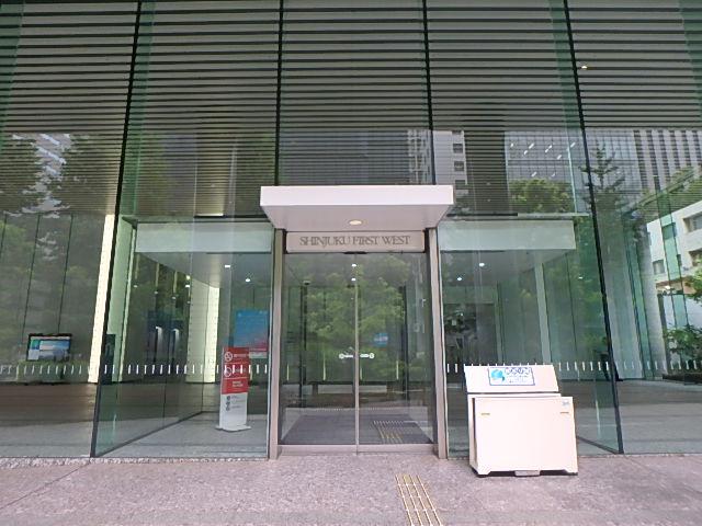 エントランス②