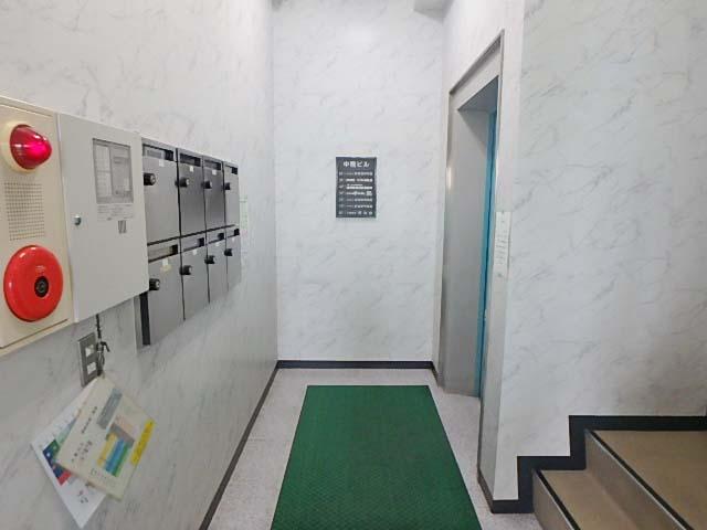 ホール①