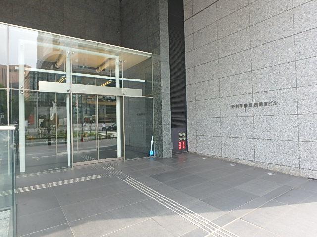 エントランス①