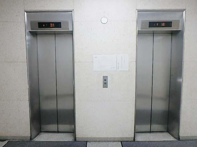 ホール③