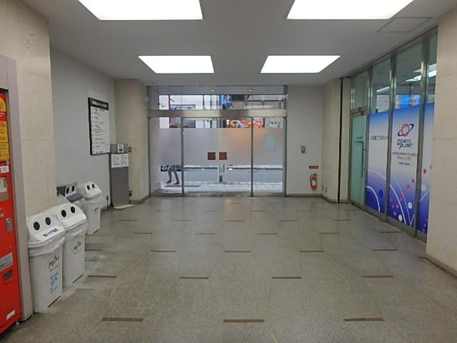 ホール④