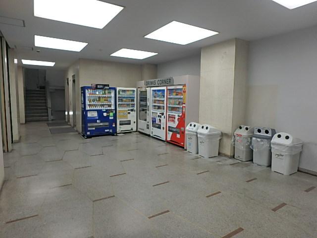 ホール②