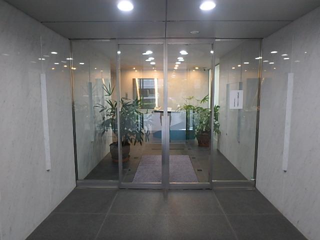 ホール①