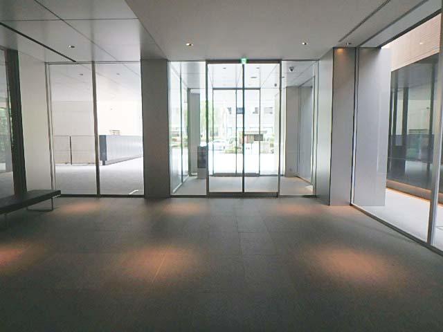 ホール④