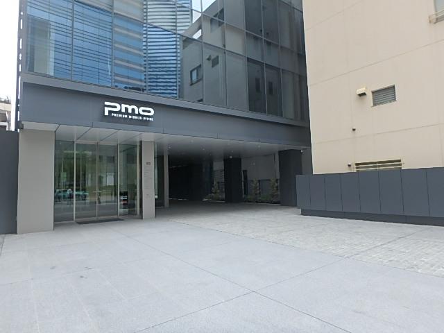 エントランス①