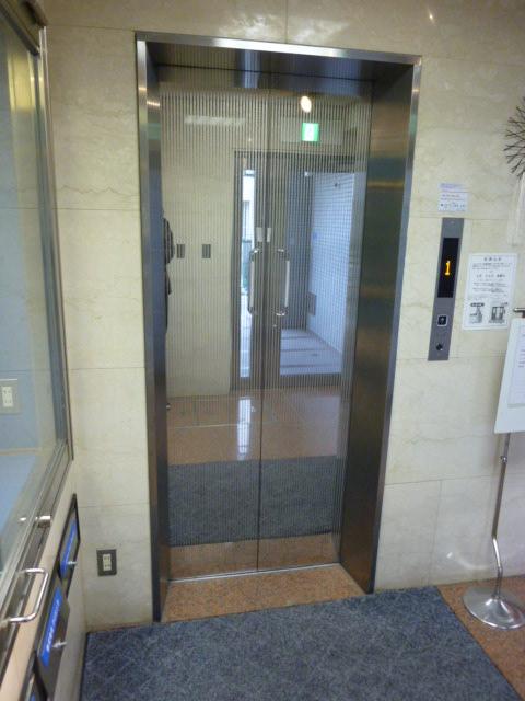 西早稲田関口ビルエントランス③