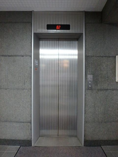 スタッフハウスビルホール②