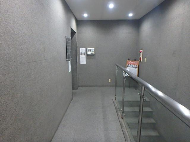 ホール②
