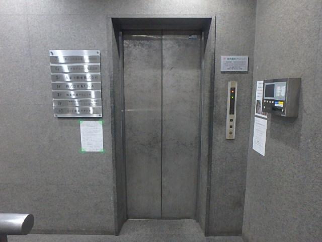 ホール④